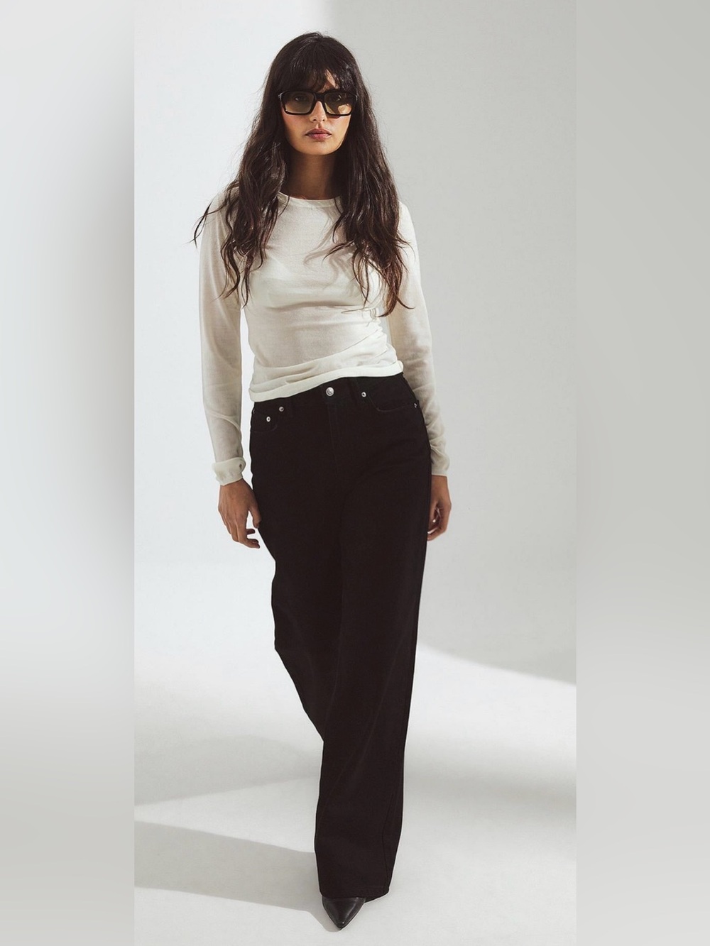 NA-KD Wide High Waist Jeans in Black